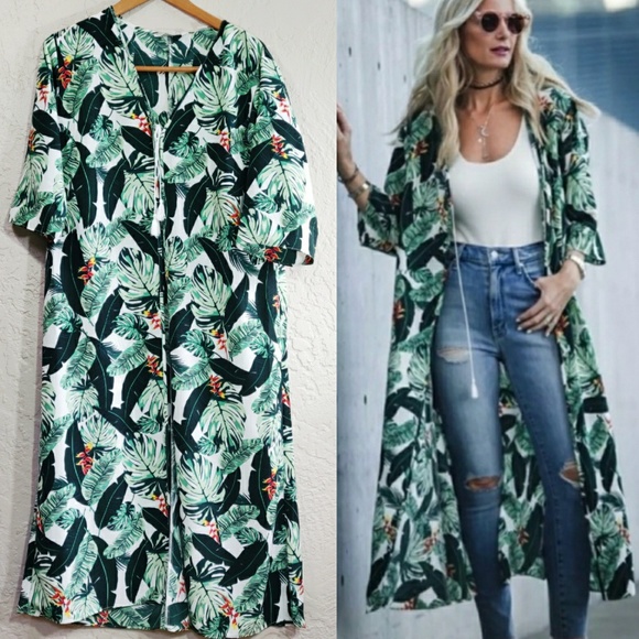 Rachel Zoe Tops - Rachel Zoe Tropical Palm Print Kimono